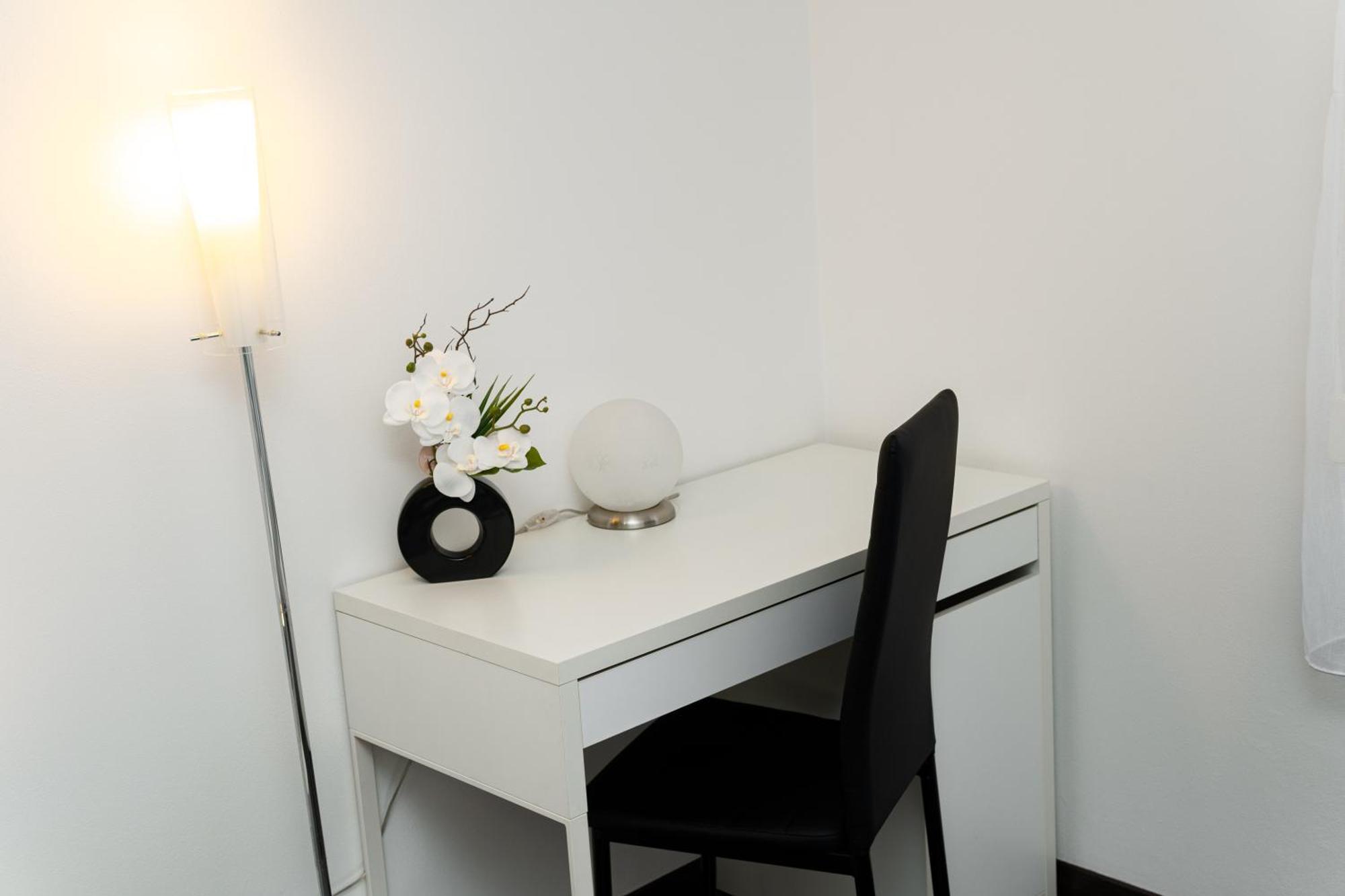 Bnb New Beautiful Apartment In The Center Of Ostrava With Option Garage Parking Экстерьер фото
