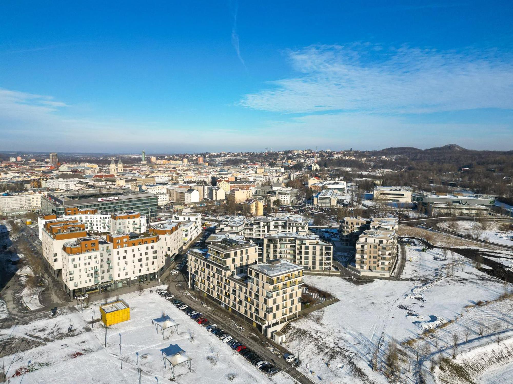 Bnb New Beautiful Apartment In The Center Of Ostrava With Option Garage Parking Экстерьер фото