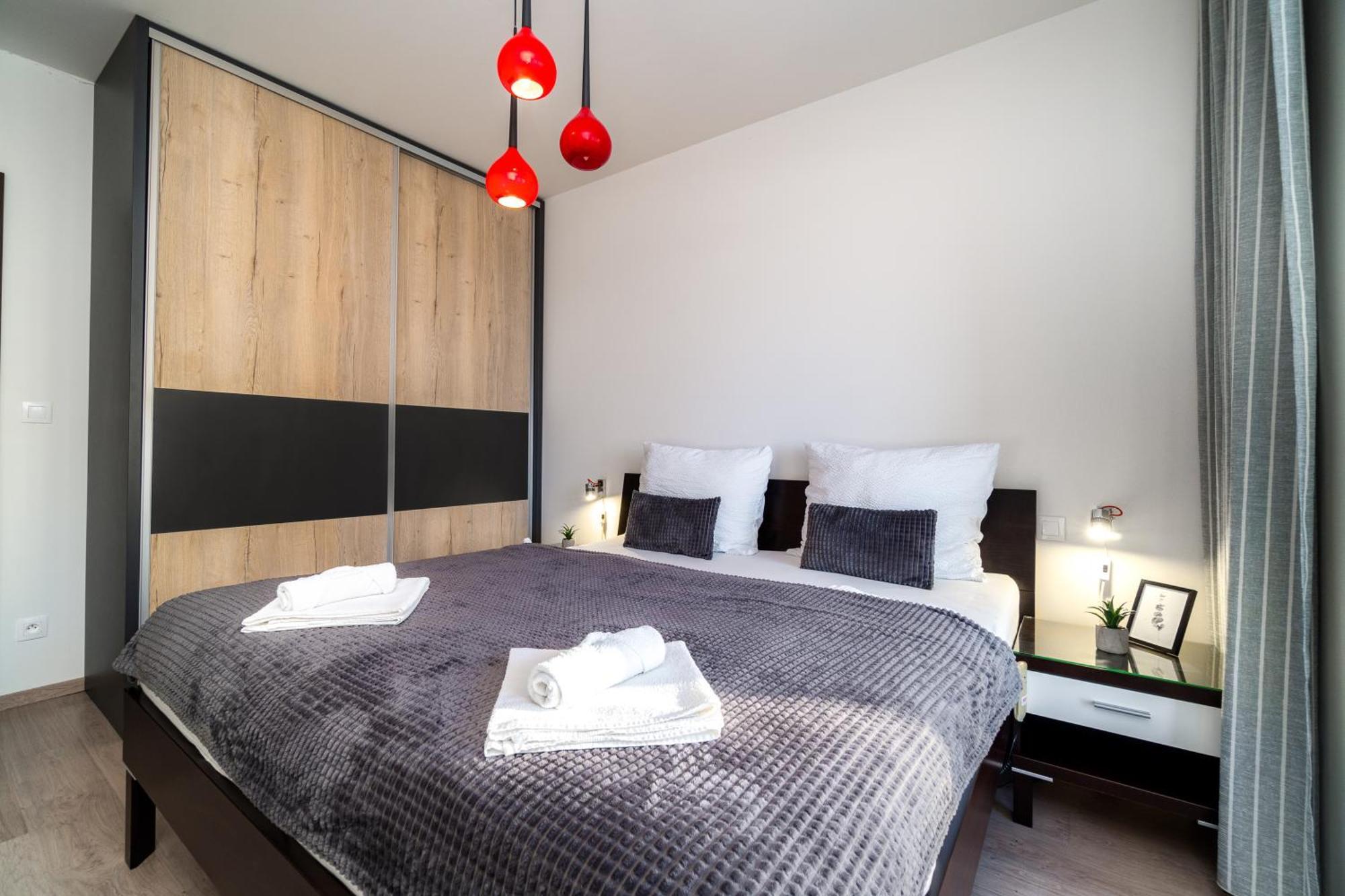 Bnb New Beautiful Apartment In The Center Of Ostrava With Option Garage Parking Экстерьер фото